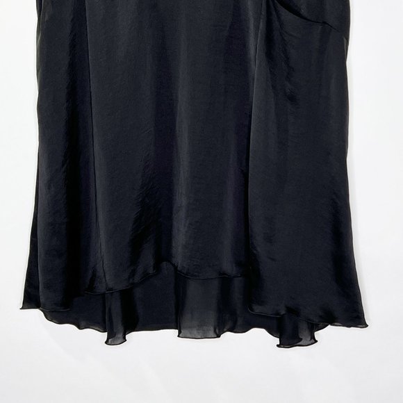Tutu & Lilli S Black Satin Flowy Tunic Ruffle Hem Short Sleeves Round Neck - Picture 4 of 7